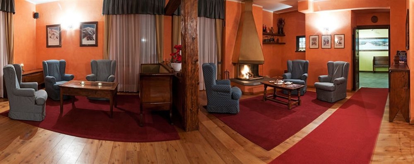 Imagen de los interiores del Hotel Crampon. Foto 13