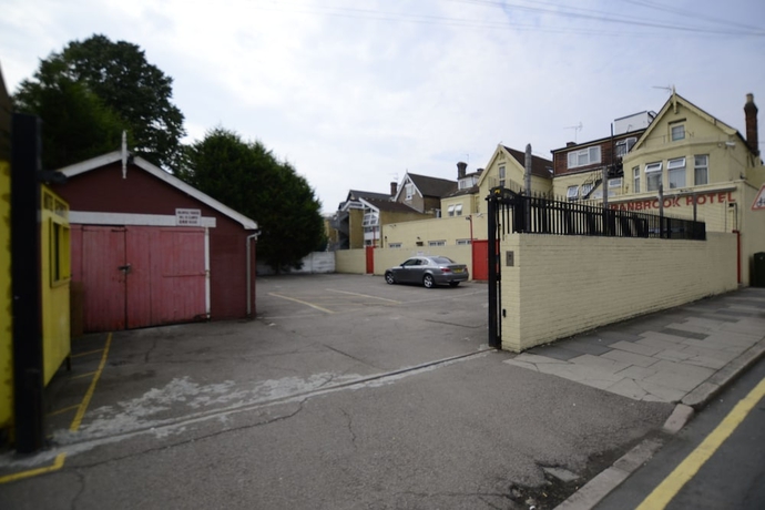 Imagen general del Hotel Cranbrook. Foto 2