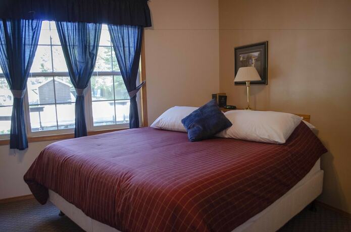 Imagen de la habitación del Hotel Crandell Mountain Lodge. Foto 11