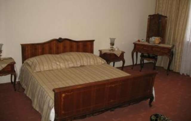 Imagen de la habitación del Hotel Crang. Foto 2