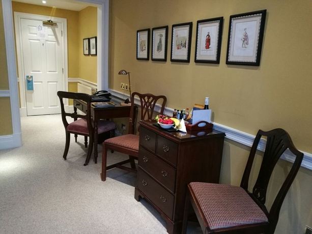 Imagen de la habitación del Hotel Cranley London. Foto 5