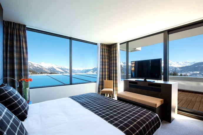 Imagen de la habitación del Hotel Crans Ambassador. Foto 10