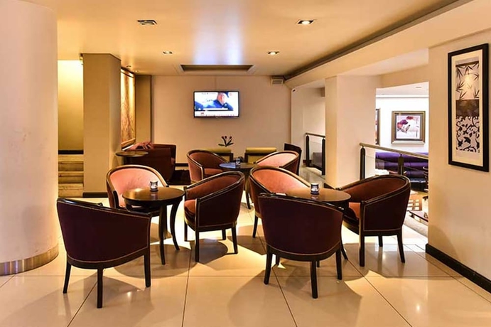 Imagen de los interiores del Hotel Crans Montana. Foto 10