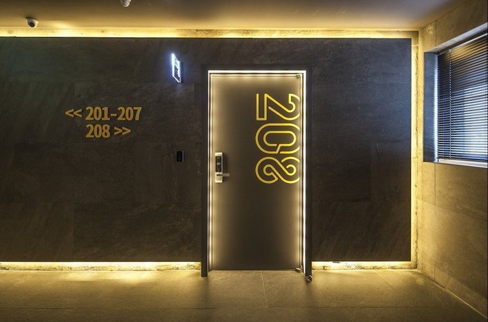 Imagen de los interiores del Hotel Crape. Foto 18