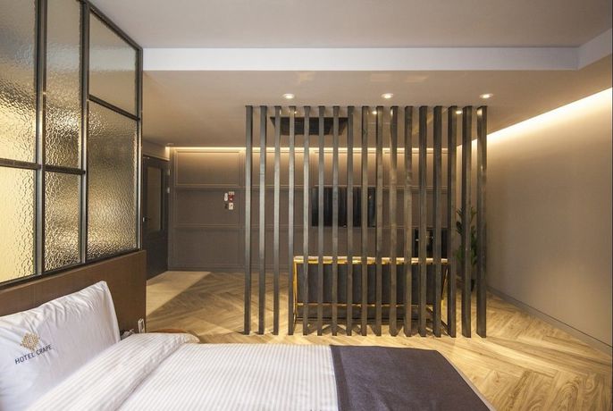 Imagen de la habitación del Hotel Crape. Foto 11