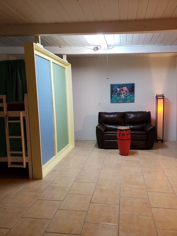 Imagen de la habitación del Hotel Crashpod Hostel. Foto 11