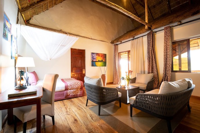 Imagen de la habitación del Hotel Crater Safari Lodge. Foto 5