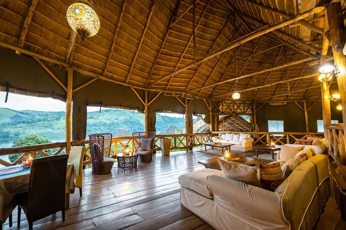 Imagen de los interiores del Hotel Crater Safari Lodge. Foto 20