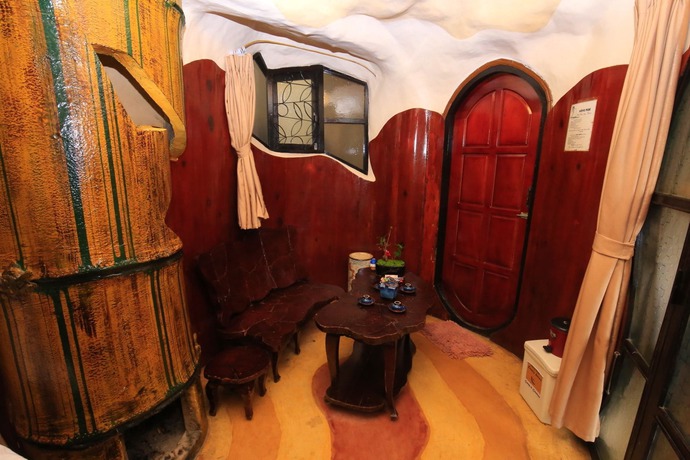 Imagen de la habitación del Hotel Crazy House. Foto 3