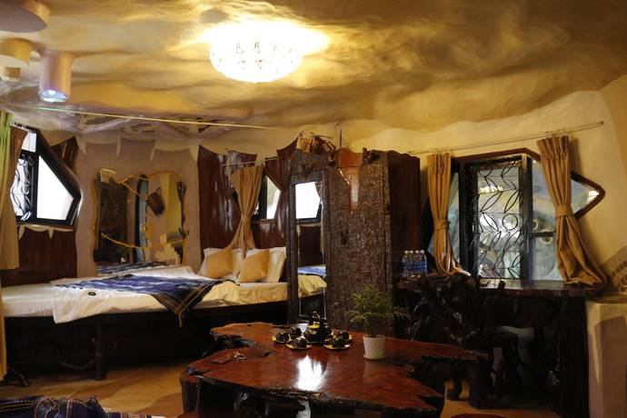 Imagen de la habitación del Hotel Crazy House. Foto 6