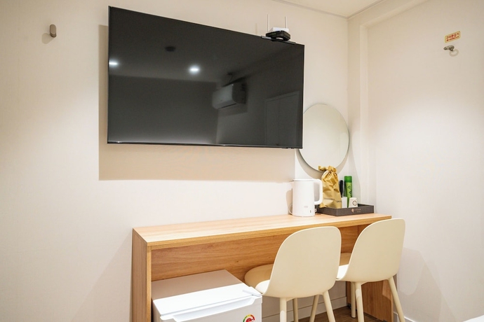 Imagen de la habitación del Hotel Cream. Foto 8
