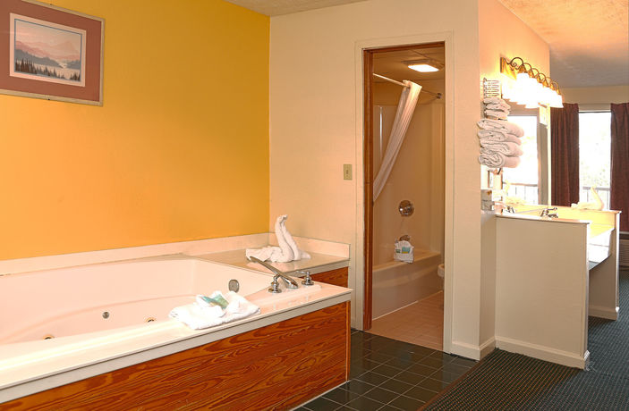 Imagen de la piscina del Hotel Creekstone Inn. Foto 11