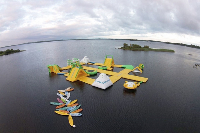 Imagen de los exteriores del Hotel Creggan Court. Foto 14