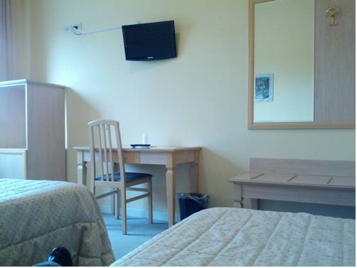 Imagen de la habitación del Hotel Cremona Viale. Foto 6