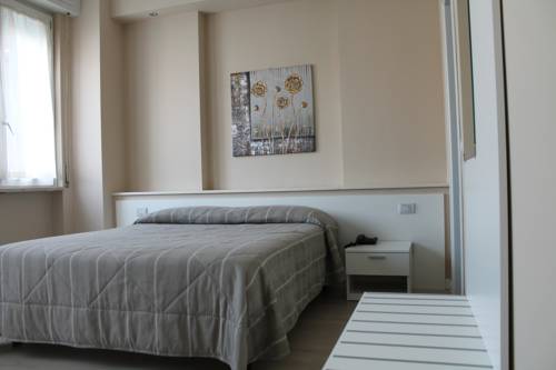 Imagen de la habitación del Hotel Cremona Viale. Foto 10