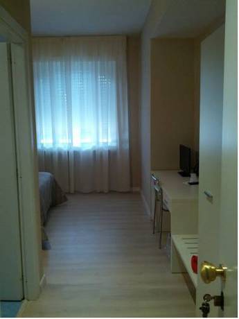 Imagen de la habitación del Hotel Cremona Viale. Foto 15