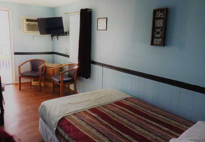 Imagen de la habitación del Hotel Crepe Myrtle by OYO. Foto 3