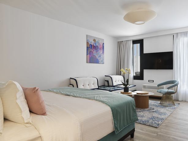 Imagen de la habitación del Hotel Cresanto Luxury Suites. Foto 5