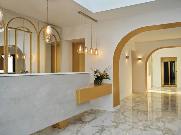 Imagen de los interiores del Hotel Cresanto Luxury Suites. Foto 18