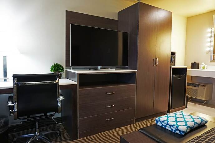 Imagen de la habitación del Hotel Crescent Bay Inn. Foto 18