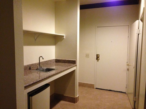 Imagen general del Hotel Crescent Inn, Wilmington. Foto 6