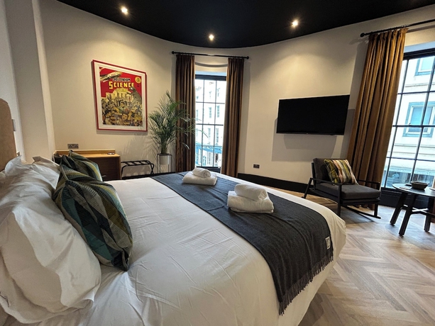 Imagen de la habitación del Hotel Crescent Place. Foto 4