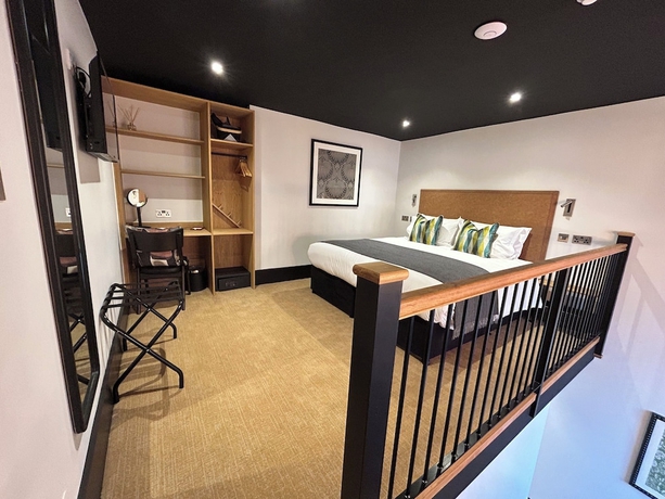 Imagen de la habitación del Hotel Crescent Place. Foto 8