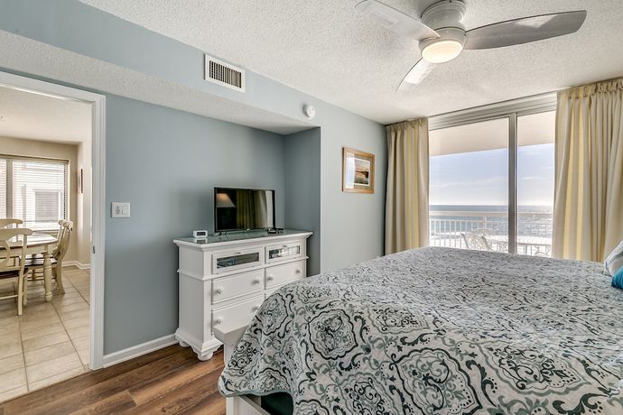 Imagen de la habitación del Hotel Crescent Shores By Condo-world. Foto 2