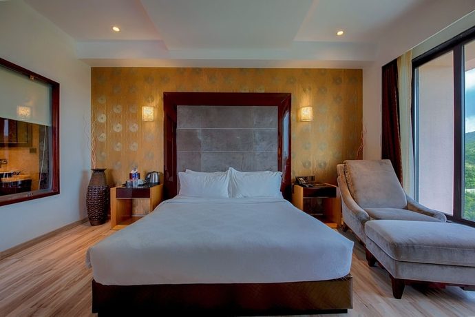 Imagen de la habitación del Hotel Crescent Spa And Resorts Indore. Foto 6