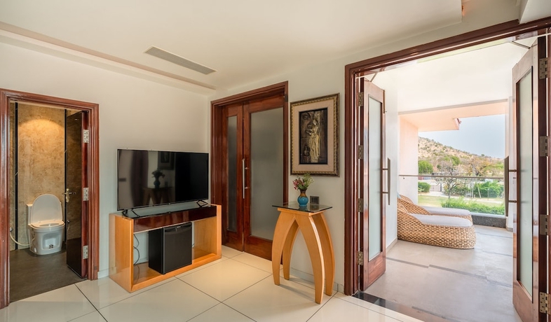 Imagen de la habitación del Hotel Crescent Spa And Resorts Indore. Foto 7