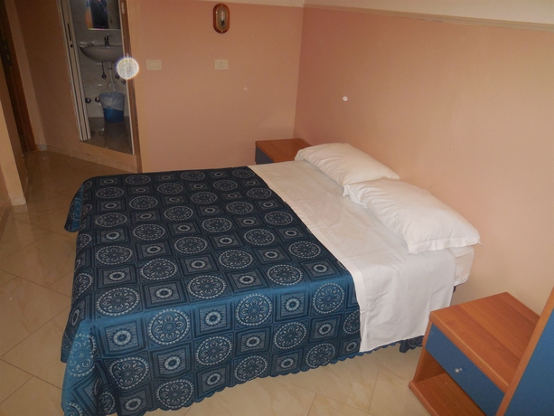 Imagen de la habitación del Hotel Cressy. Foto 7