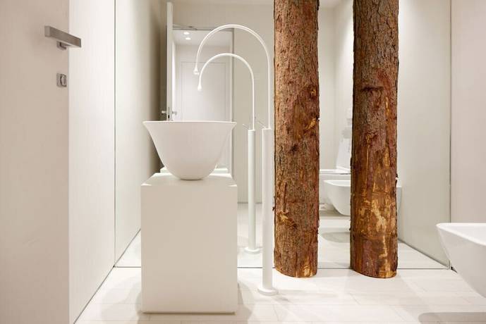 Imagen de la piscina del Hotel Crest Alpine Lodge and Spa. Foto 19