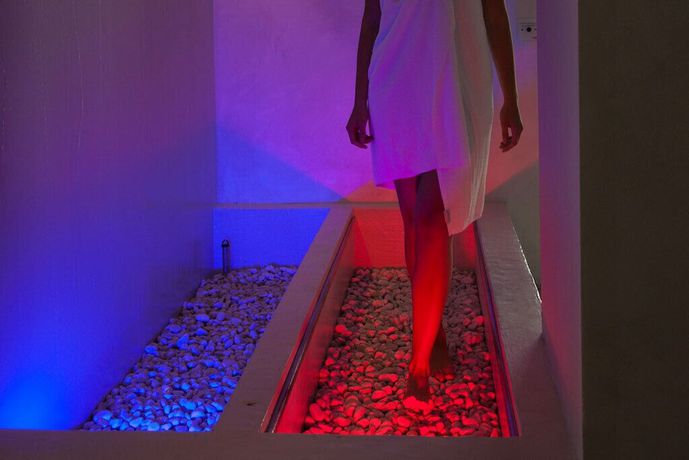 Imagen de la piscina del Hotel Crest Alpine Lodge and Spa. Foto 20