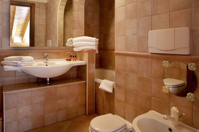 Imagen de la habitación del Hotel Crest Alpine Lodge and Spa. Foto 9