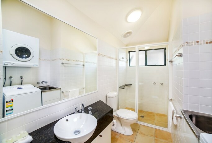 Imagen general del Hotel Crest Apartments Byron Bay. Foto 15