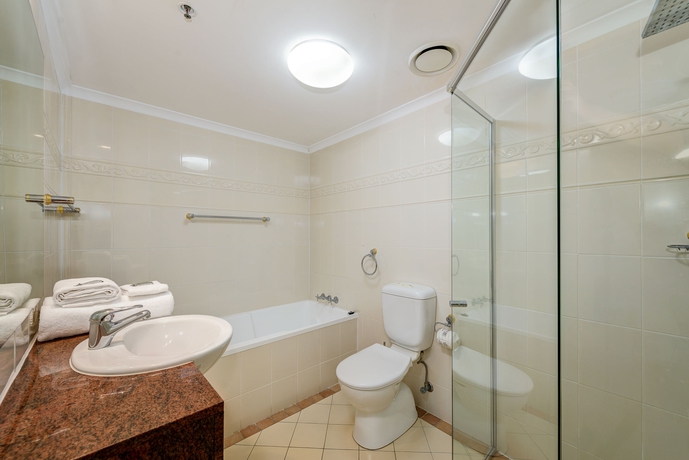 Imagen de la habitación del Hotel Crest Apartments. Foto 2