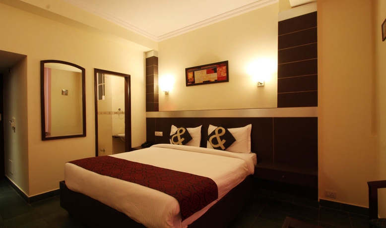 Imagen de los interiores del Hotel Crest Inn. Foto 9