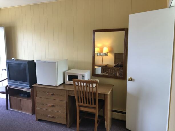 Imagen de la habitación del Hotel Crest Motel, Bartlett. Foto 17