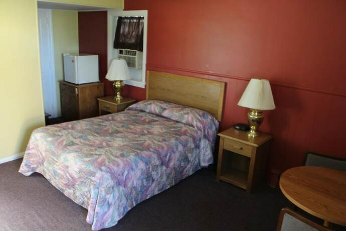 Imagen general del Hotel Crest Motel, Bartlett. Foto 4