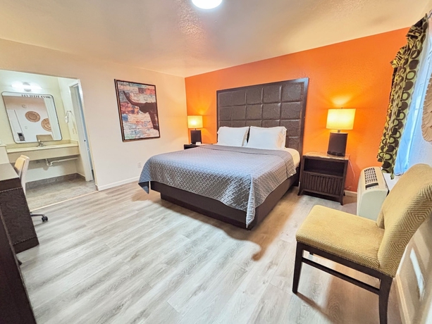 Imagen de la habitación del Hotel Crest Motel, Corona. Foto 4