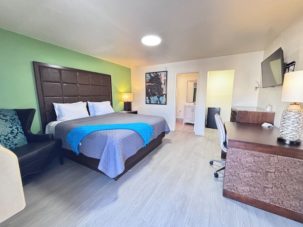 Imagen de la habitación del Hotel Crest Motel, Corona. Foto 6