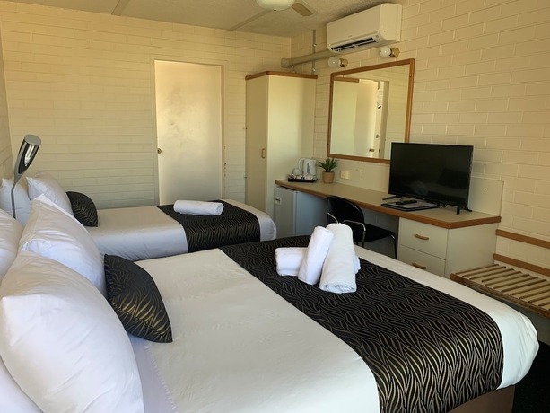 Imagen de la habitación del Hotel Crest Motor Inn. Foto 8