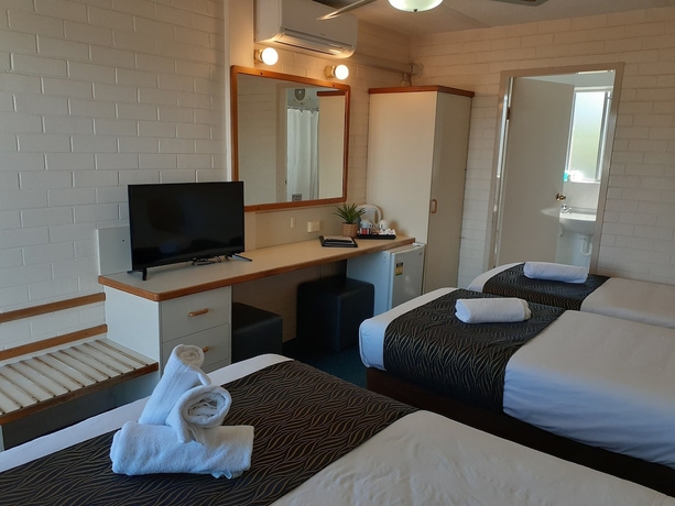 Imagen de la habitación del Hotel Crest Motor Inn. Foto 13