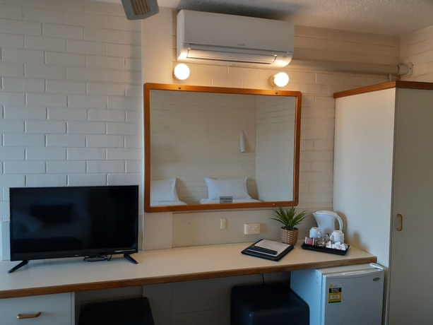 Imagen de la habitación del Hotel Crest Motor Inn. Foto 14