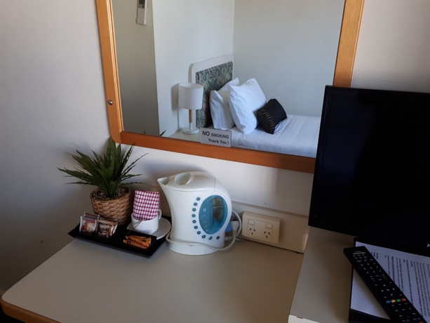 Imagen de la habitación del Hotel Crest Motor Inn. Foto 17