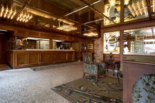 Imagen de la habitación del Hotel Crest, Prince Rupert. Foto 2