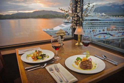 Imagen general del Hotel Crest, Prince Rupert. Foto 1