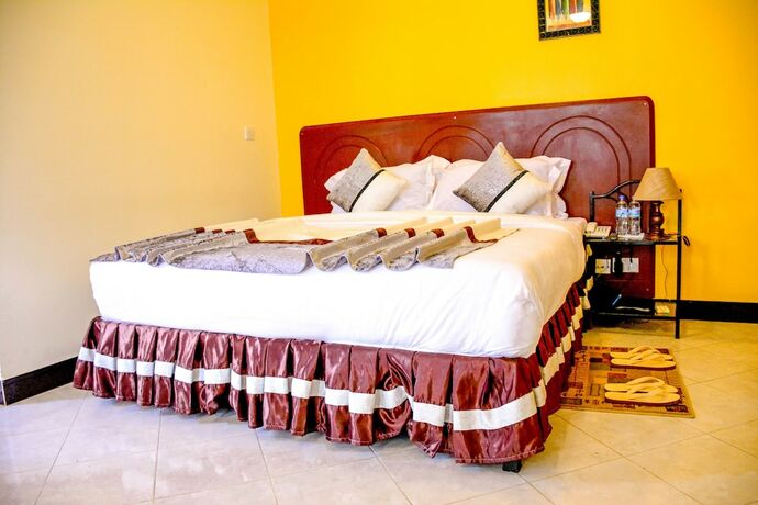 Imagen de la habitación del Hotel Crest Safari Lodge. Foto 19