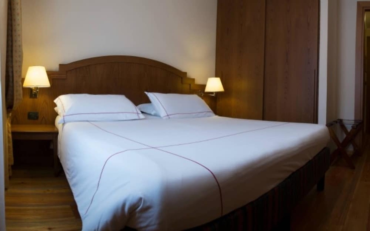 Imagen de la habitación del Hotel Cresta Et Duc. Foto 8