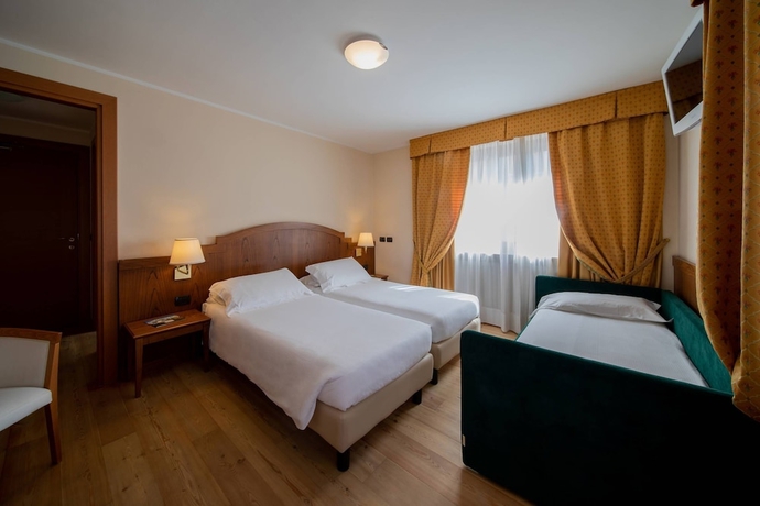 Imagen de la habitación del Hotel Cresta Et Duc. Foto 13